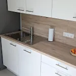 Vollmoebliertes Mit Balkon * Σίντελφινγκεν
